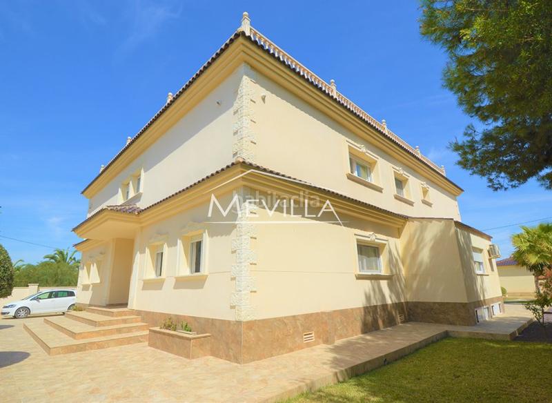 Foto 669d9a70-96b1-4597-943d-4a860c761b69. House with pool in Orihuela ciudad Orihuela