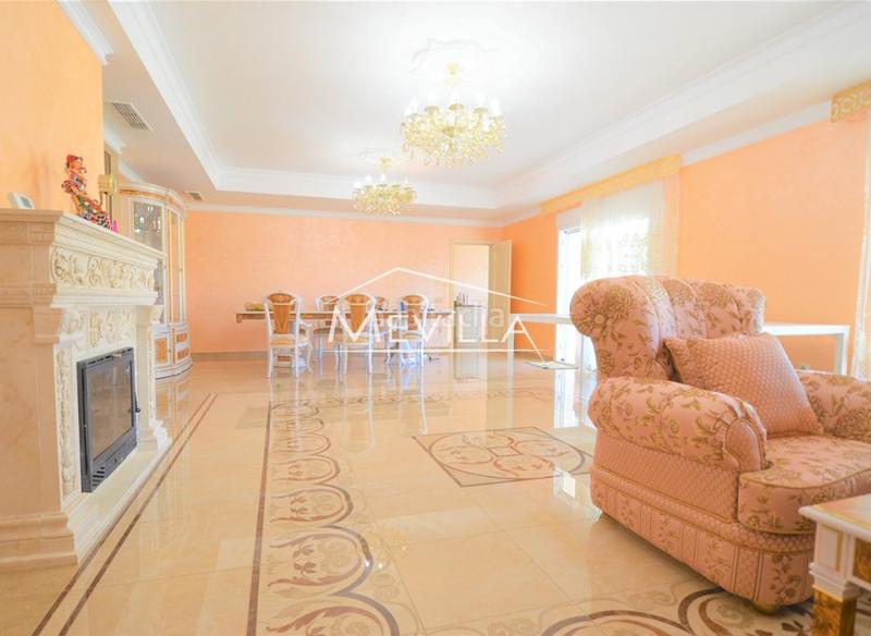 Foto 4c6c1625-f2e0-46a6-9bcb-20ae3ca8914b. Maison avec piscine dans Orihuela ciudad Orihuela