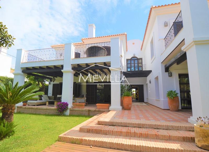 Foto 2567f773-5b4d-41d4-ac40-f3496afe20cb. Haus mit parking pool in Orihuela ciudad Orihuela