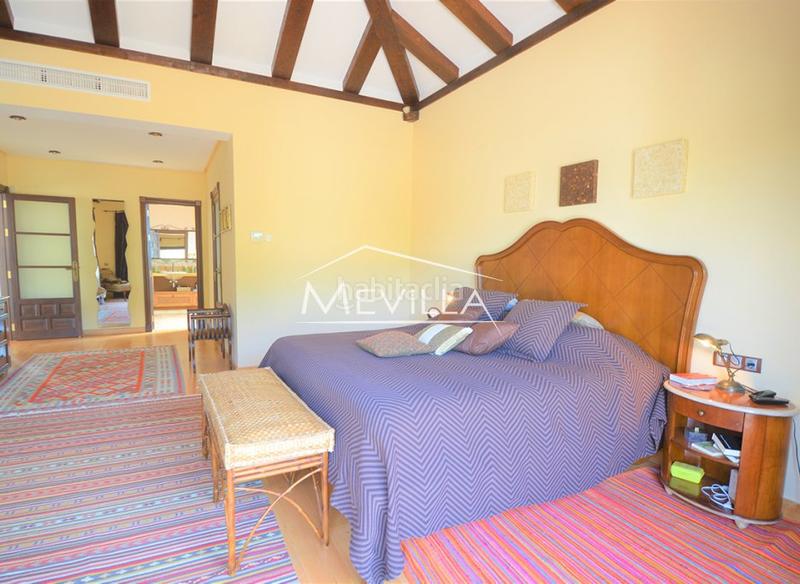 Foto 5875a95f-3e8b-40ee-89ed-88128f3a9e3e. Haus mit parking pool in Orihuela ciudad Orihuela