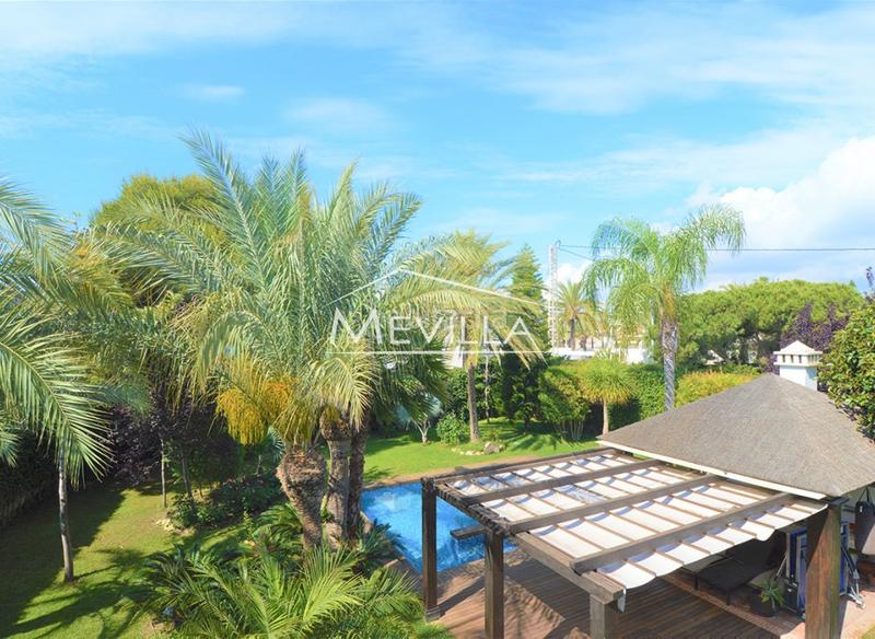 Foto 3630b4e0-683a-422f-8a23-a75472ed9f13. Maison avec parking piscine dans Orihuela ciudad Orihuela