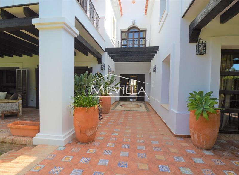 Foto 9ab7b4d6-7b70-413c-8957-c0da93fe4915. Maison avec parking piscine dans Orihuela ciudad Orihuela