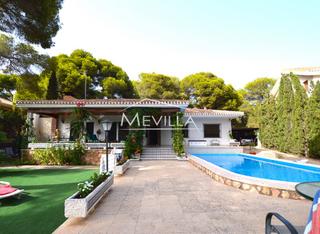 Casa in Orihuela Ciudad