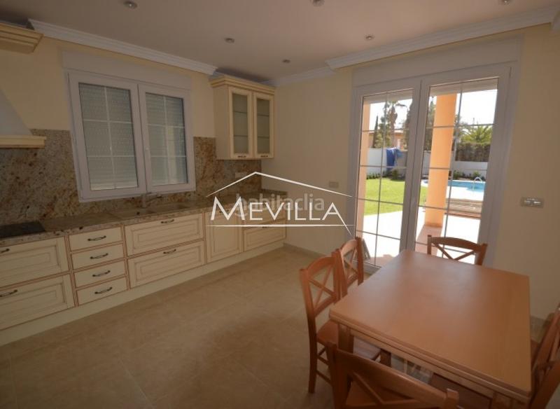 Foto 3ab5d01e-899d-4b94-aed9-9afc8d3a4127. Maison avec piscine dans Cabo Roig Orihuela