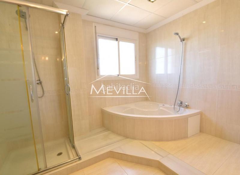 Foto 8e335dd4-a878-4f52-af9e-7524b8bd7cdd. Casa en La Marina Elche / Elx