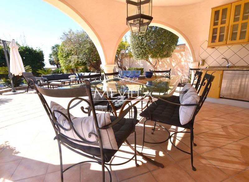 Foto b18da3f1-df0b-494b-9117-5a3a62db61fe. Haus mit pool in La Marina Elche / Elx