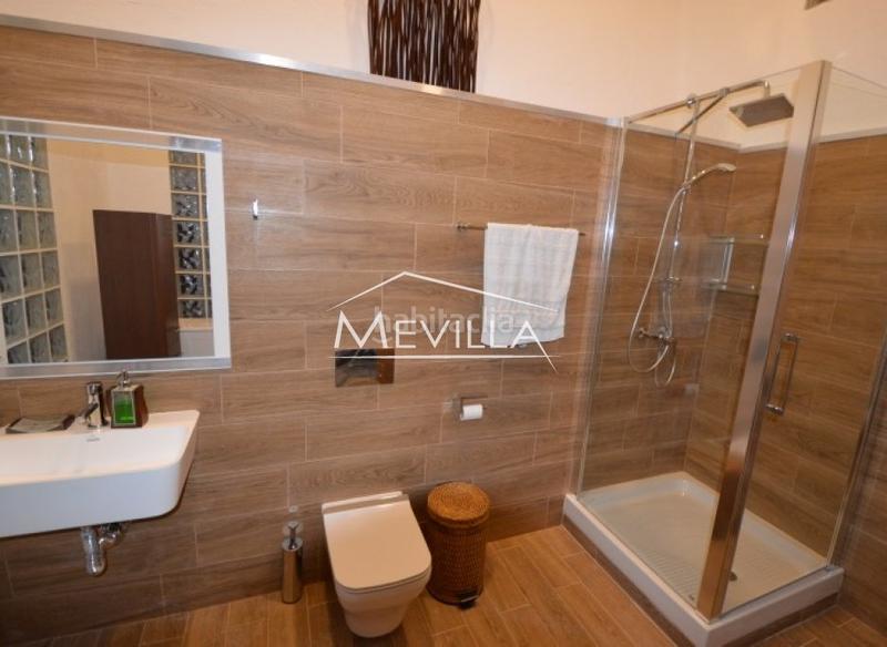 Foto 10d5c6c8-92da-4513-9992-76b2f2f91ed4. Haus mit parking pool in Campoamor Orihuela