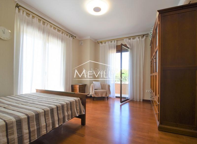Foto 676cf11e-d011-4261-b076-802170f6253f. Casa amb aparcament piscina a La Marina Elche / Elx