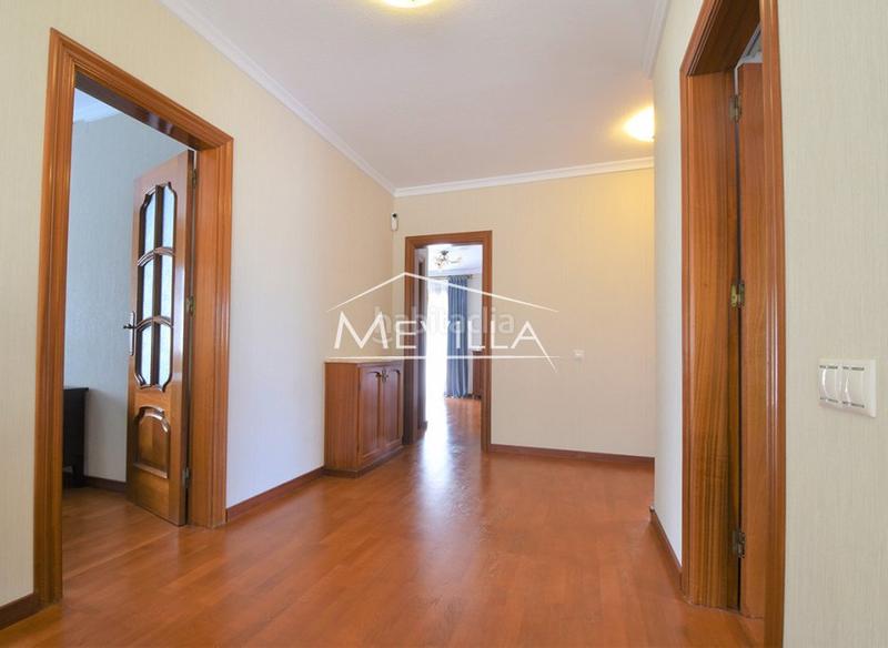 Foto 88a9173f-0cc9-42c1-94f6-8d7d8149f936. Casa amb aparcament piscina a La Marina Elche / Elx