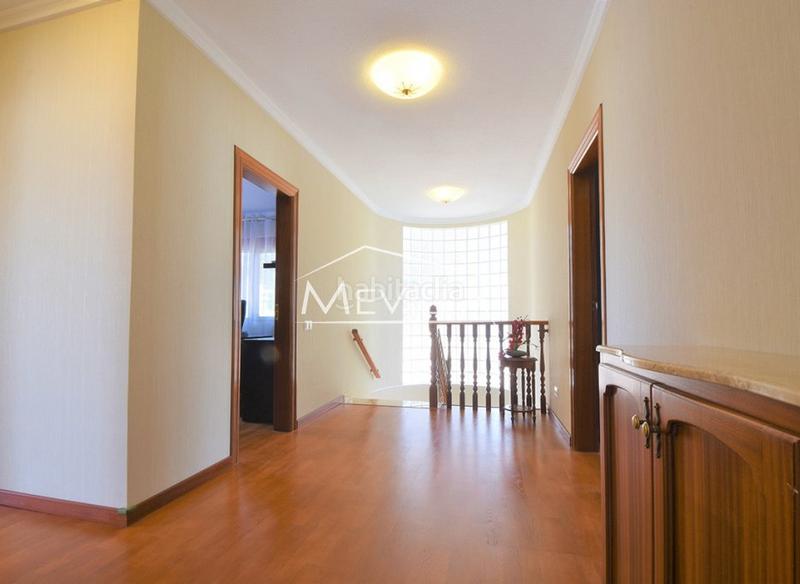 Foto aa3dbadf-f536-40dd-8ac2-1da05d1c01f6. Casa amb aparcament piscina a La Marina Elche / Elx
