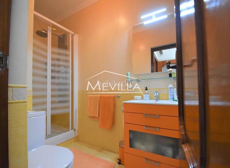 Foto ae90131c-afca-474a-a232-0360b32f7337. Casa amb aparcament piscina a La Marina Elche / Elx