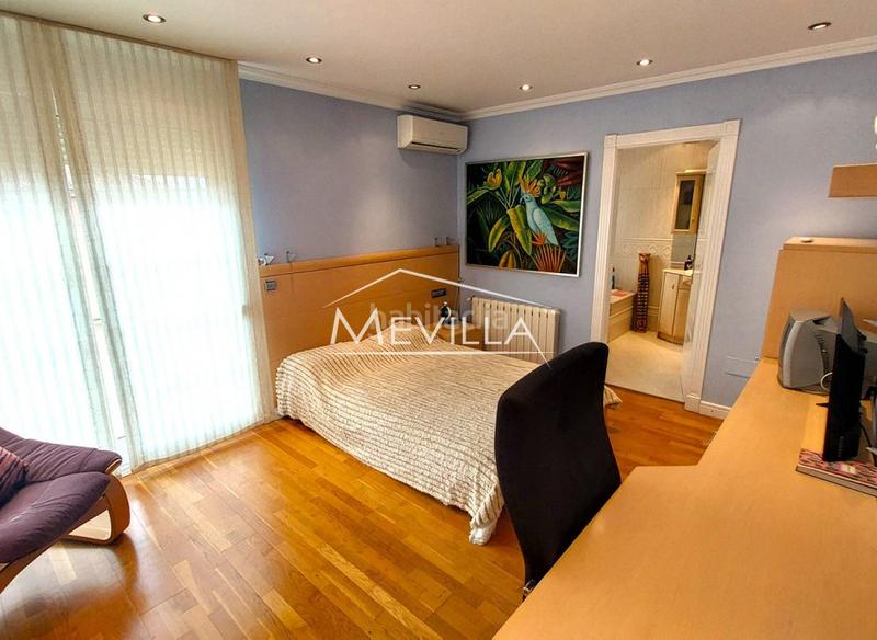 Foto e303cdd1-6105-417a-bc76-b5faa32f0bd4. Casa con piscina in El Molino Torrevieja