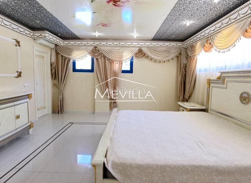 Foto 61bc2121-cc29-466b-b104-493c669193f3. Haus mit parking pool in Altea ciudad Altea