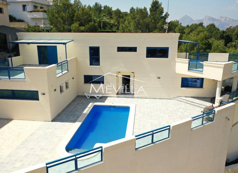 Foto f525dd0a-95f0-4fa0-85b6-e1907b74998d. Haus mit parking pool in Altea ciudad Altea