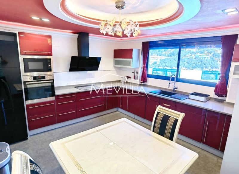 Foto 3a4eb733-c863-4cc3-9d44-9e6df2a09da9. House with parking pool in Altea ciudad Altea