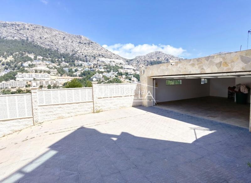 Foto 548aa5ce-3126-4da8-903e-39676b4bfe4f. House with parking pool in Altea ciudad Altea