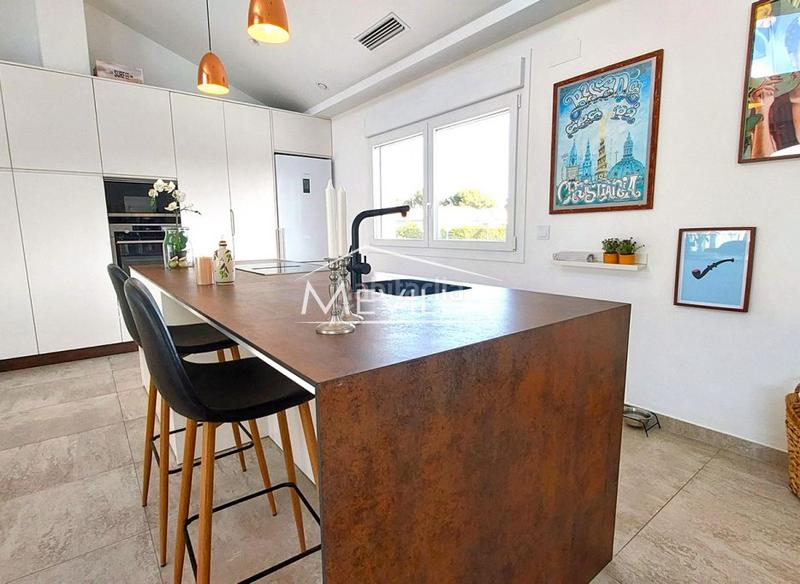 Foto 2cc8a451-6241-41f6-a873-e9494064ea29. Casa con parcheggio piscina in Orihuela ciudad Orihuela