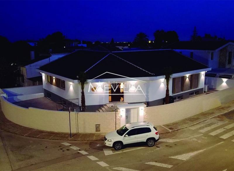 Foto ffa86b27-f9a4-4f34-a132-94547713faa3. Casa con parcheggio piscina in Orihuela ciudad Orihuela