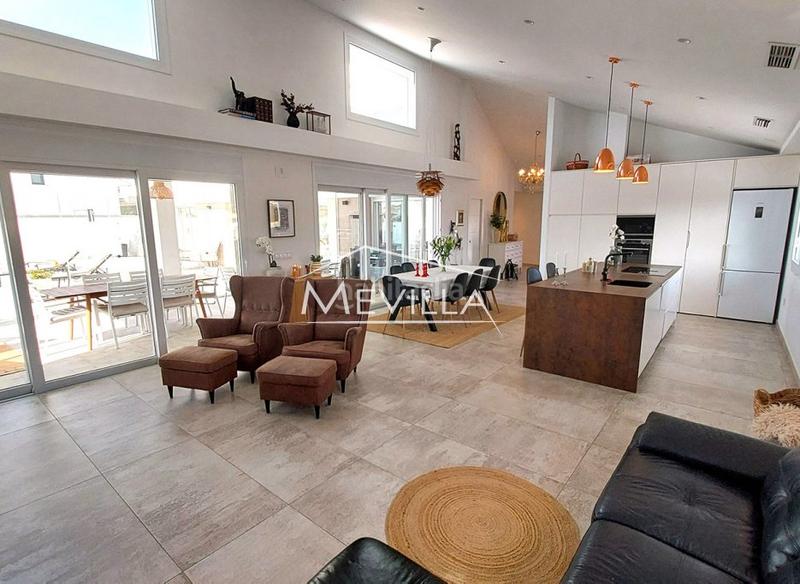 Foto ba7d6acf-2bdf-4a24-9720-be57779477ea. Maison avec parking piscine dans Orihuela ciudad Orihuela