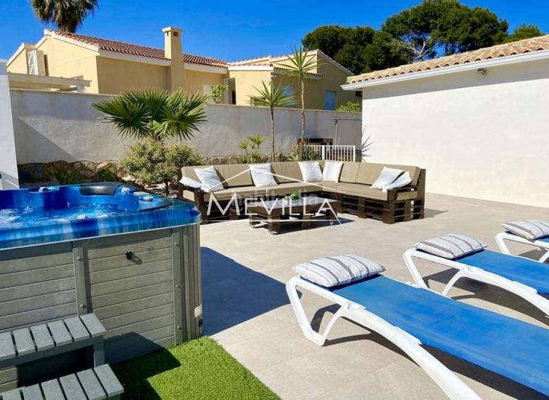 Foto 5548f7e4-14da-451c-862d-75d56a18282d. Casa en Orihuela ciudad Orihuela