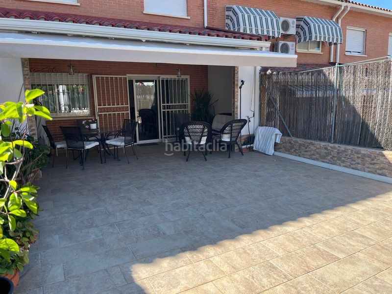 Foto a3202fed-0ab0-4c0a-860a-bffea5c8ccd9. Casa adossada amb calefacció aparcament piscina a Aranjuez