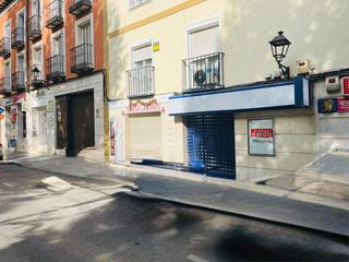 Alquiler Local Comercial en Calle del capitán angosto gómez castrillón 64. Local profesional reformado en el centro de aranjuez