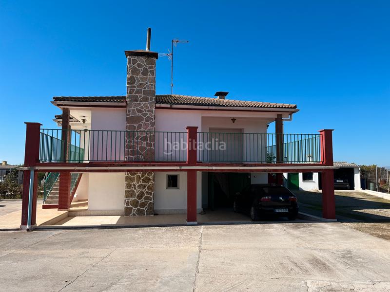 Foto e63d5292-e60c-49f3-913c-fc4f02b48449. Chalet mit kamin parking in Colmenar de Oreja