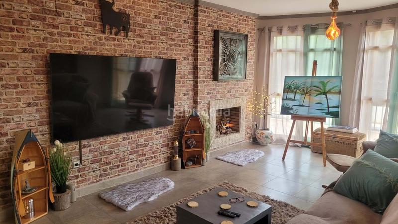 Foto b526e42d-84bb-499c-8eb7-c4a33971501f. Casa amb aparcament piscina a Golf Bahía Finestrat