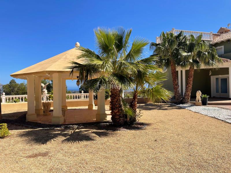 Foto 4cfb30d5-5099-4eae-af90-d6a0c5d2f4d2. Casa amb calefacció aparcament piscina a Montebello - Nou Espai Nucia (la)