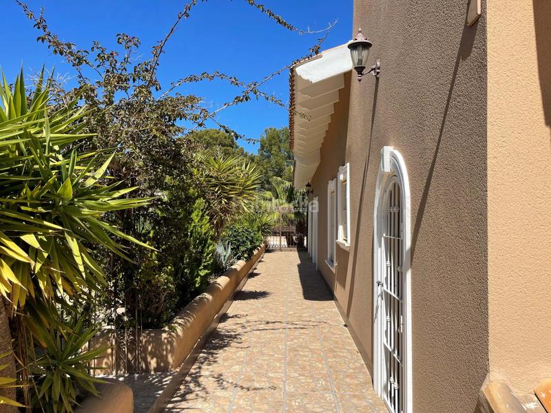 Foto 8ac5b7b2-2f4d-497a-a870-8560914cd461. Casa amb calefacció aparcament piscina a Montebello - Nou Espai Nucia (la)