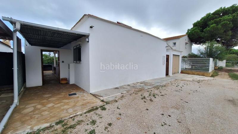 Foto bd6bfb55-2902-4a20-a683-809fa31eae9c. Casa amb aparcament a Oliva nova Oliva