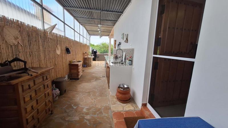 Foto dbe9bbf3-da9c-49e6-8dcf-d2229622eace. Casa amb aparcament a Oliva nova Oliva