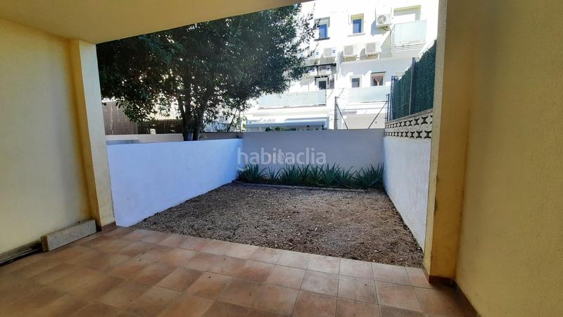 Foto 54f58b47-6b38-4258-bfb8-f51fdf3a430c. Casa adossada amb calefacció aparcament a Beniarbeig