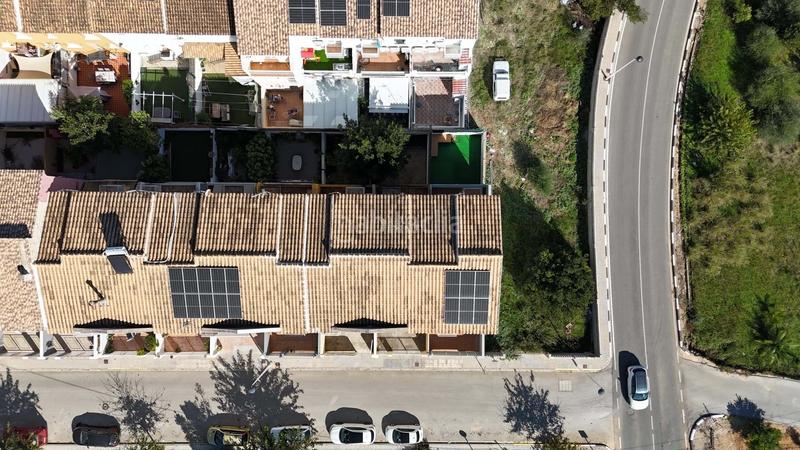 Foto 90102451-e020-41f5-b1c4-aa183136fa9b. Casa adossada amb calefacció aparcament a Beniarbeig