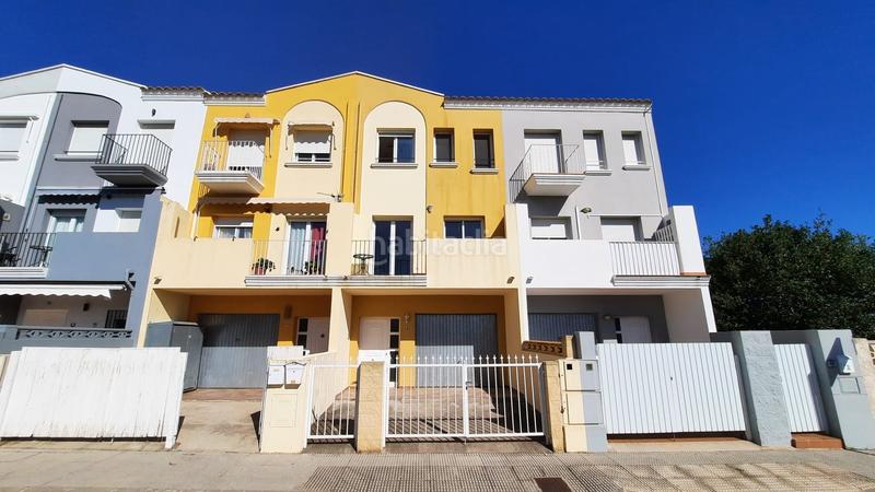 Foto a2d43003-4668-477b-ac75-5ac15a043cd4. Casa adossada amb calefacció aparcament a Beniarbeig