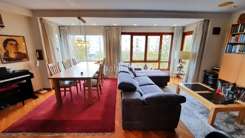 Foto cb89e46b-42cc-429a-9cd2-bcc0984bb84c. Pis a Oliva pueblo Oliva