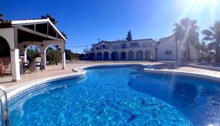 Xalet  Polígono cachapets crevillente  partida d 'eula. Magnífica casa de campo totalmente amueblada, ideal para disfrut