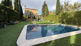 Chalet  Calle diagonal. Villa exclusiva en churra con una gran parcela de 900 m, piscina