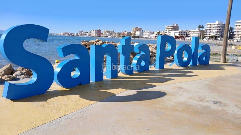 Foto 93cf6ea2-b9dd-4fe7-a6af-507f34037305. Pis a Centro Santa Pola