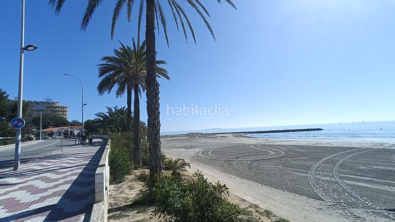 Foto b87fd0f7-540c-4fc9-a560-63361359980c. Casa amb piscina a Calas Santiago Bernabeu Santa Pola