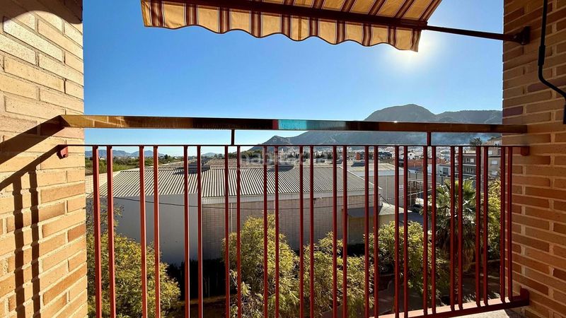 Foto 522a0839-fd88-46c0-ae48-bb6d13db52c6. Ático vivienda amplia y luminosa en pleno centro de Beniaján dispone de 3 dormitorios, 2 baños, amplia terraza, aire acondicionado centr en Murcia