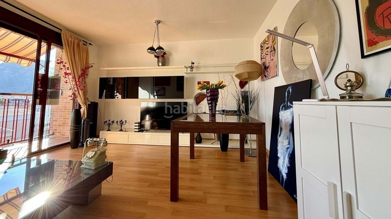 Foto e1815d0d-7deb-4610-8dda-bc8c40d626e2. Ático vivienda amplia y luminosa en pleno centro de Beniaján dispone de 3 dormitorios, 2 baños, amplia terraza, aire acondicionado centr en Murcia