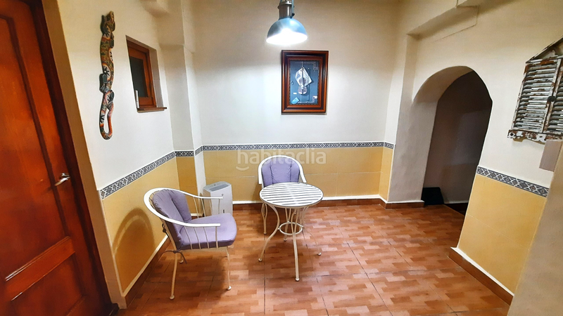 Foto ae14c897-a9ed-489c-b74e-0b188b36dddb. Casa adosada bienvenido a esta casa adosada bellamente presentada, que ofrece una combinación perfecta de vida moderna y características encant en Oliva