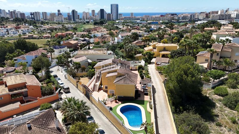 Foto 62f1b82f-dd1f-4ed3-9344-e6a3b0cf8064. Casa amb calefacció aparcament piscina a Gargasindi - Garduix - Colina del Sol Calp