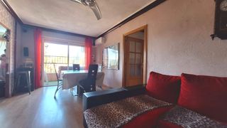 Appartement  Calle america. Esta propiedad estratégica se sitúa a solo cinco minutos de la u