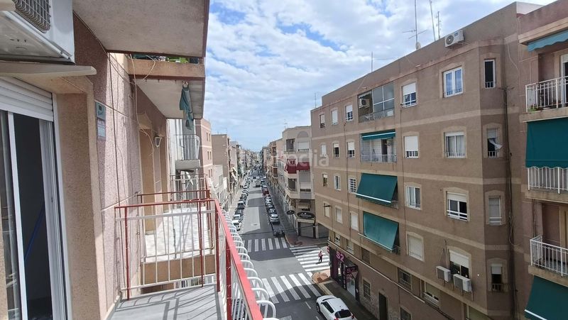 Foto bfb19605-af8c-49b9-8e70-2abd551a0ab5. Pis a Carrús Este Elche / Elx
