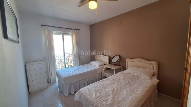Foto bb37a159-fc27-49d9-aed1-4d29668810d9. Casa adossada amb aparcament a Orba