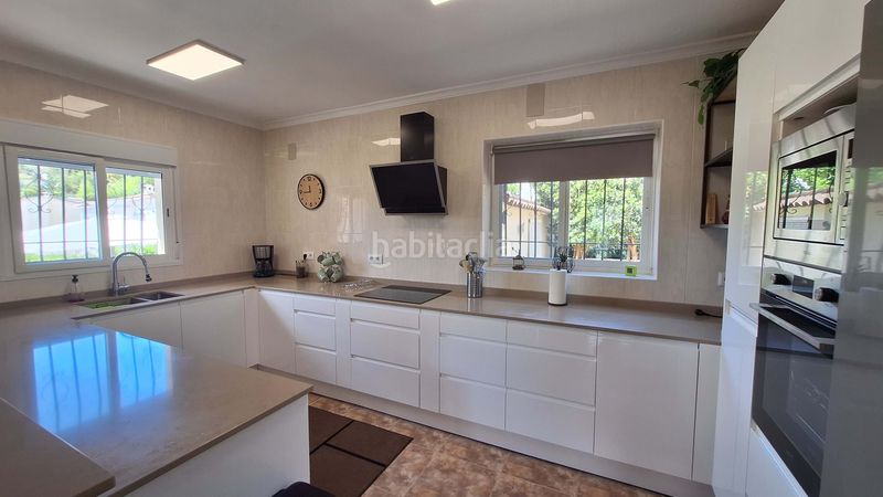Foto ce016eeb-b619-4ec7-9201-17579510b0ba. Casa amb calefacció piscina a Alcalalí