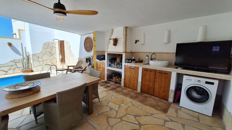 Foto 514be931-7de3-4498-ae9f-8209e56227dd. Casa amb piscina a Pedreguer
