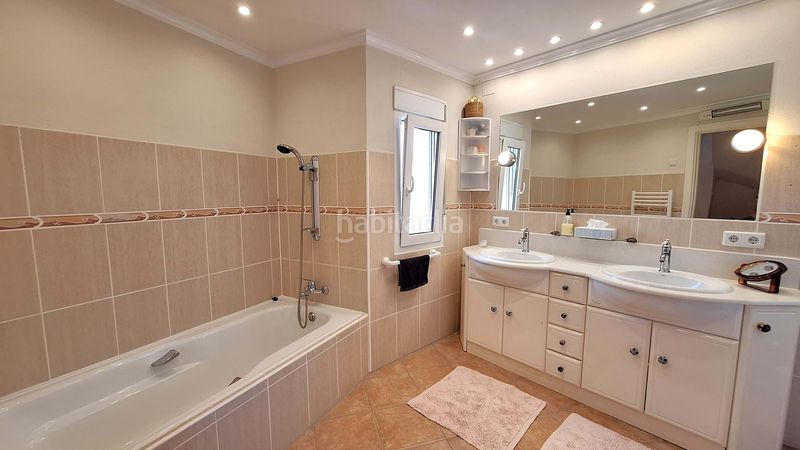 Foto 72371933-edd8-4a79-b24d-060915e4e629. Casa amb piscina a Pedreguer
